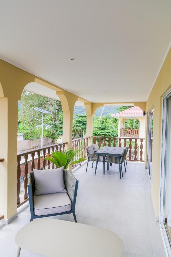 Jonc D'Or Villa Self Catering La Digue Exterior photo